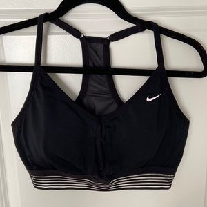 XL black Nike sports bra